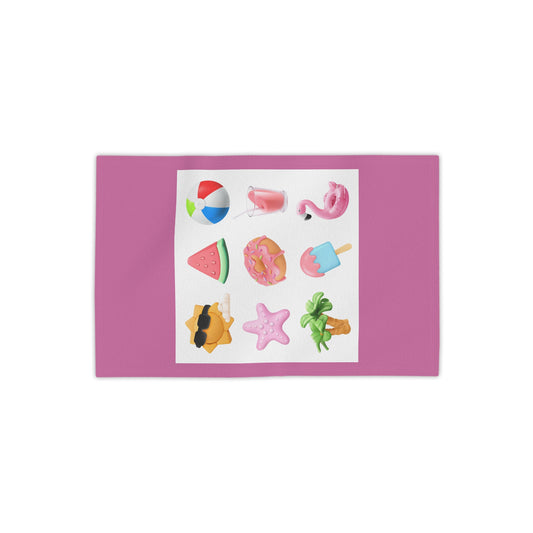 Emportez une serviette de plage amusante en Corse, en France, en vous amusant !