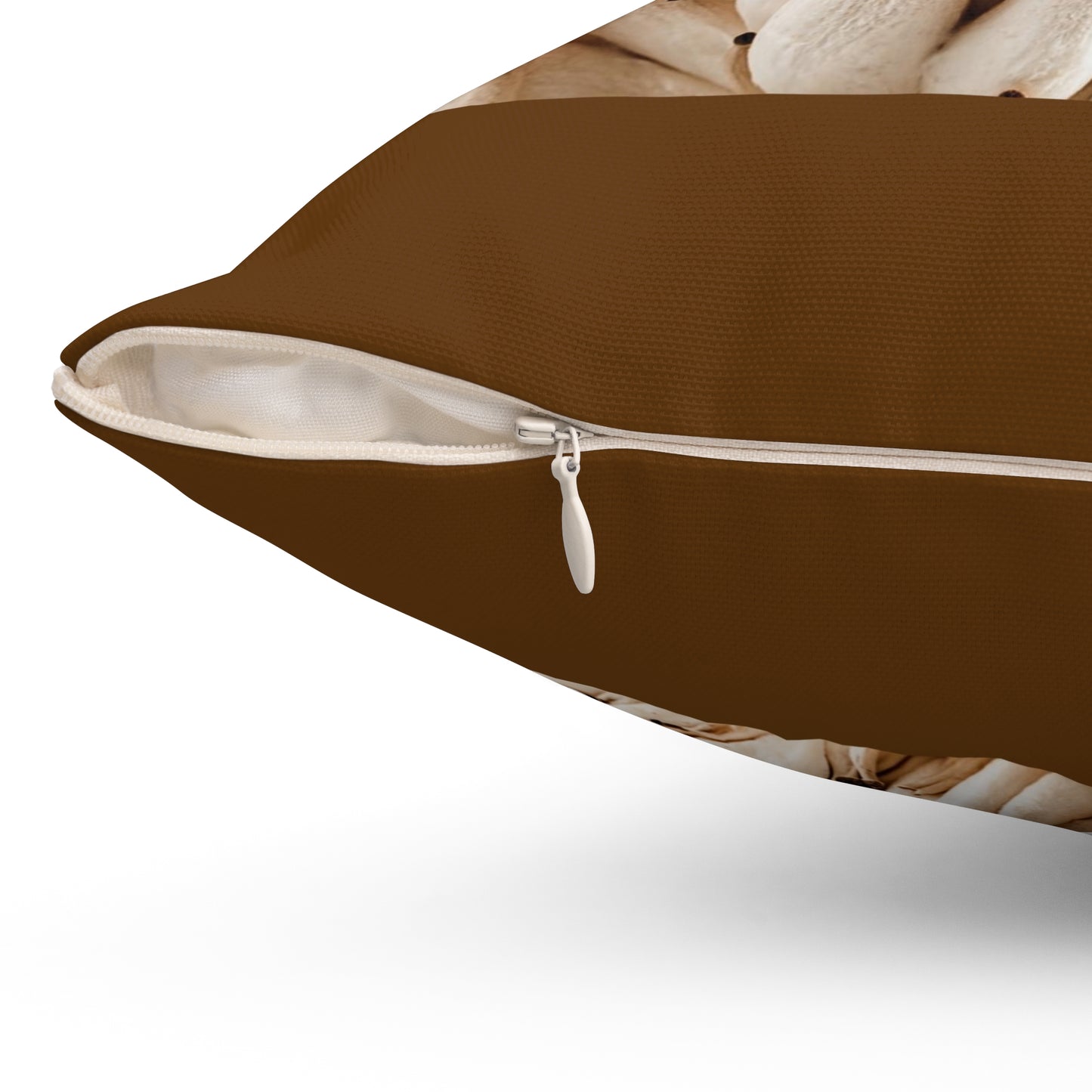 Coussin carré en grappe de champignons