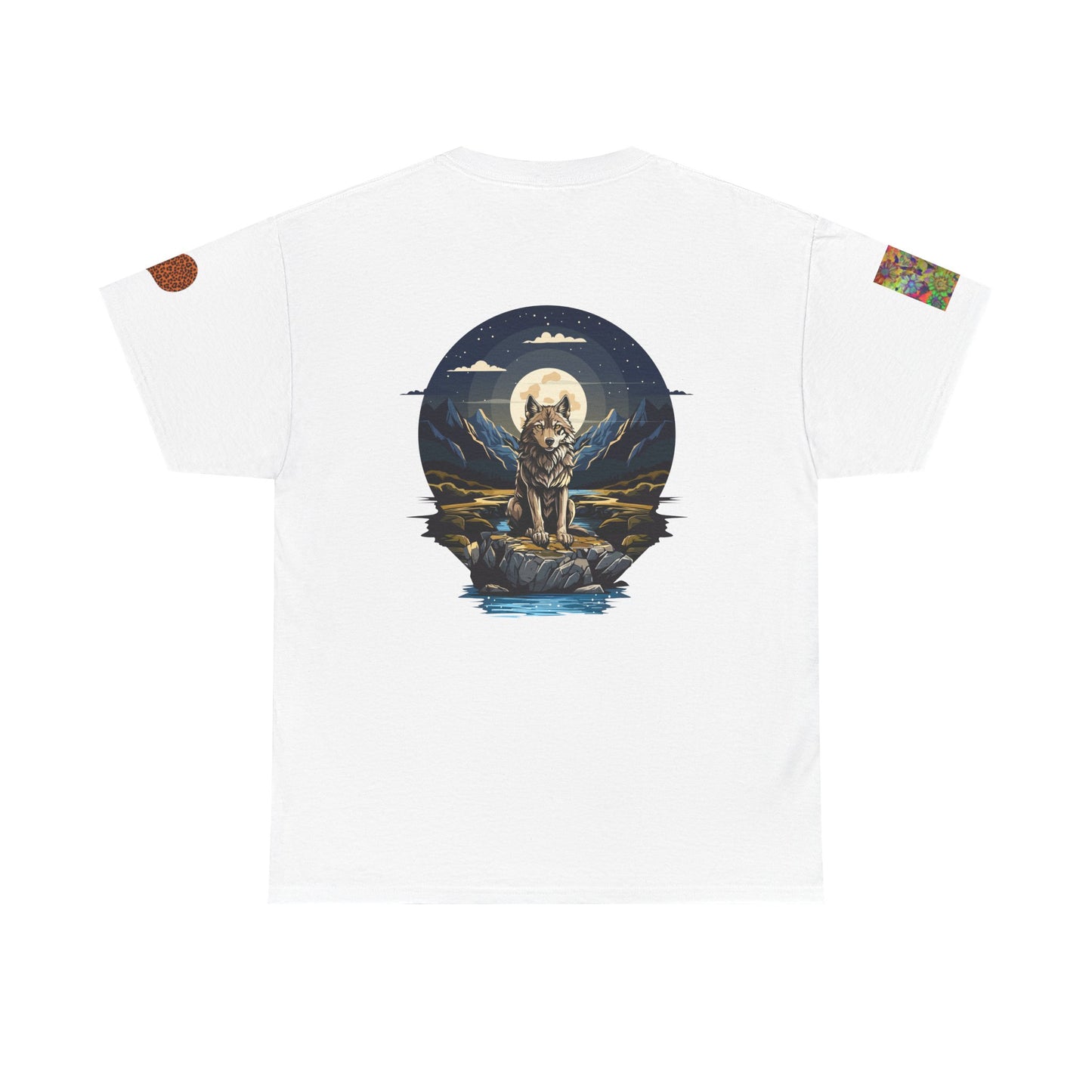 Chicago Adventure T-shirt with Mountain Wolf in Moonlight