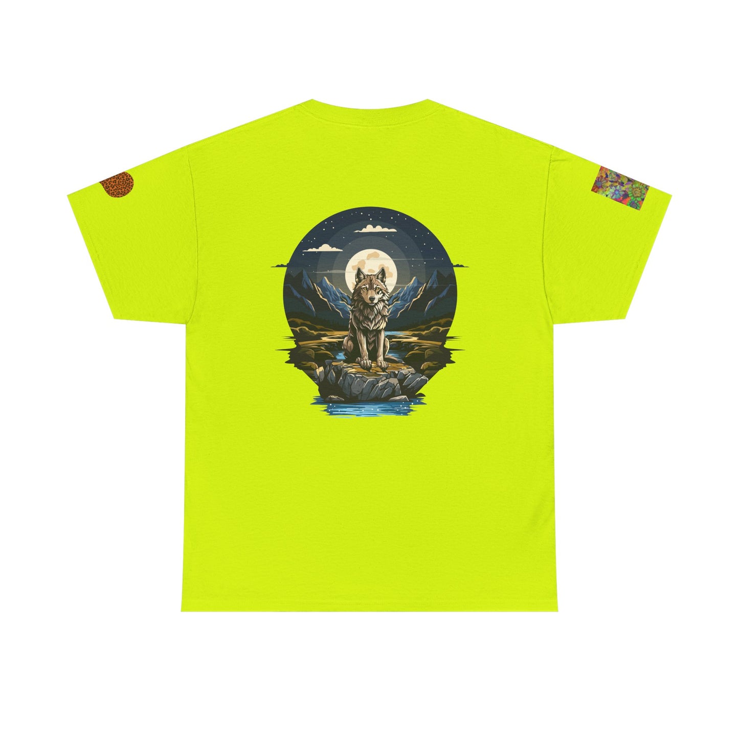 Chicago Adventure T-shirt with Mountain Wolf in Moonlight