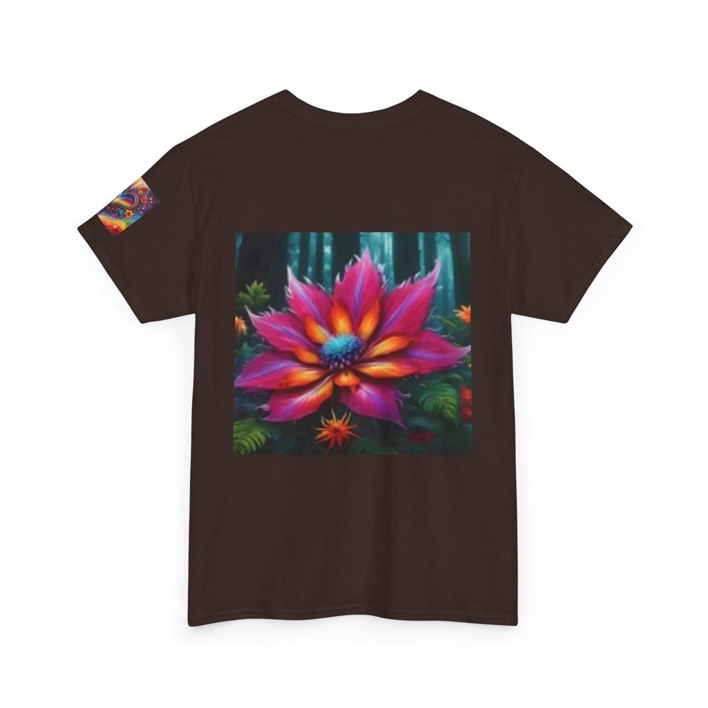 Camiseta unisex de algodón grueso con arte vibrante de la selva: camiseta gráfica inspirada en la naturaleza 