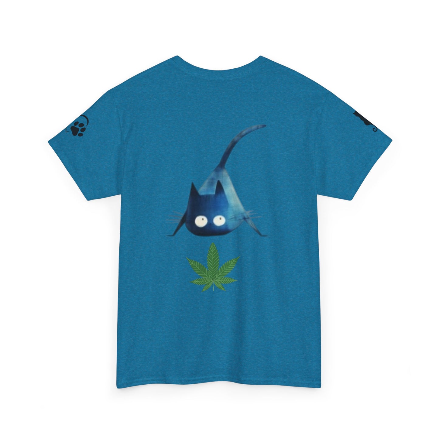 Funny Cat Looking at Marijuana Leaf  " I Love this T-shirt"