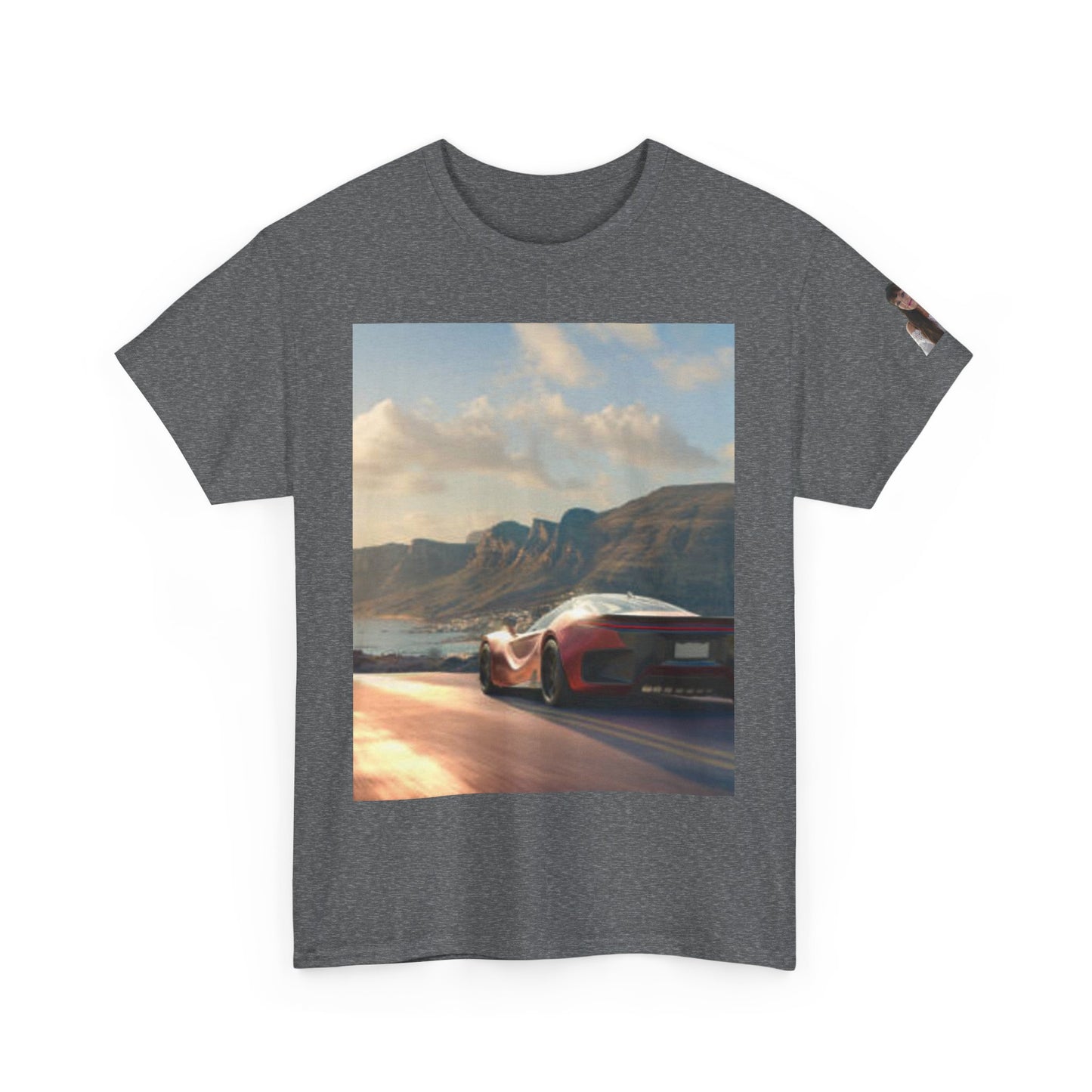 Camiseta unisex de algodón grueso con temática de aventuras en coches retro: perfecta para los amantes de los coches. 