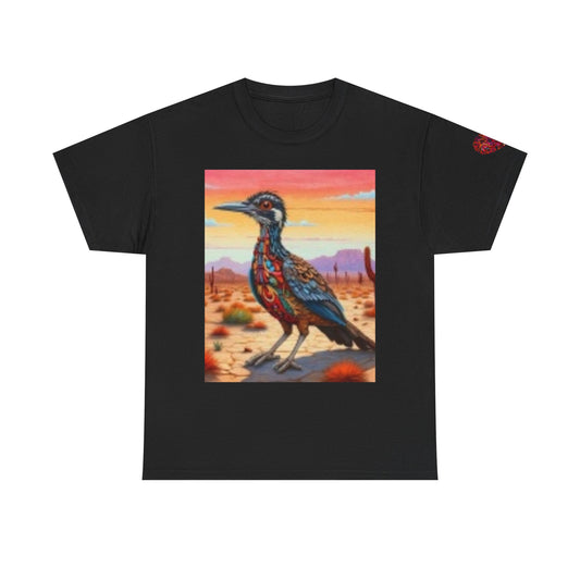 Camiseta unisex de algodón grueso Artistic Wilderness: diseño vibrante de aves y paisaje escénico 
