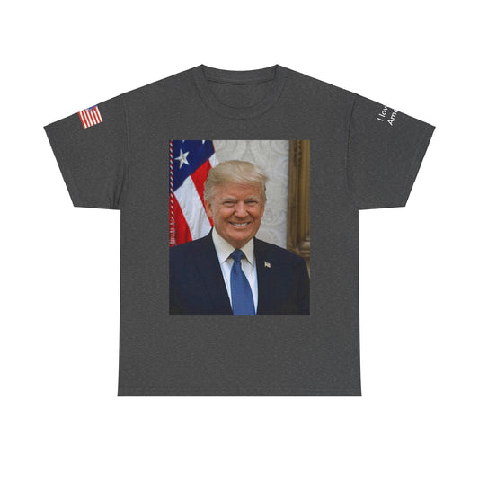 Camiseta del presidente Donald Trump "Amo a Estados Unidos"