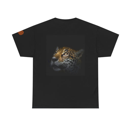 Camiseta unisex de algodón grueso con diseño de leopardo feroz, perfecta para amantes de la vida silvestre. 