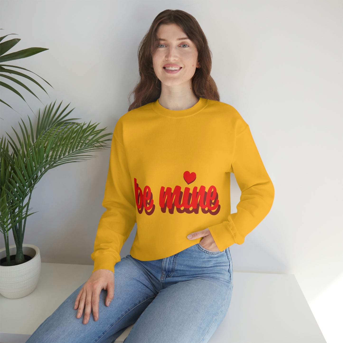sois à moi en sweat-shirt ras du cou rouge J'ai besoin d'un chéri