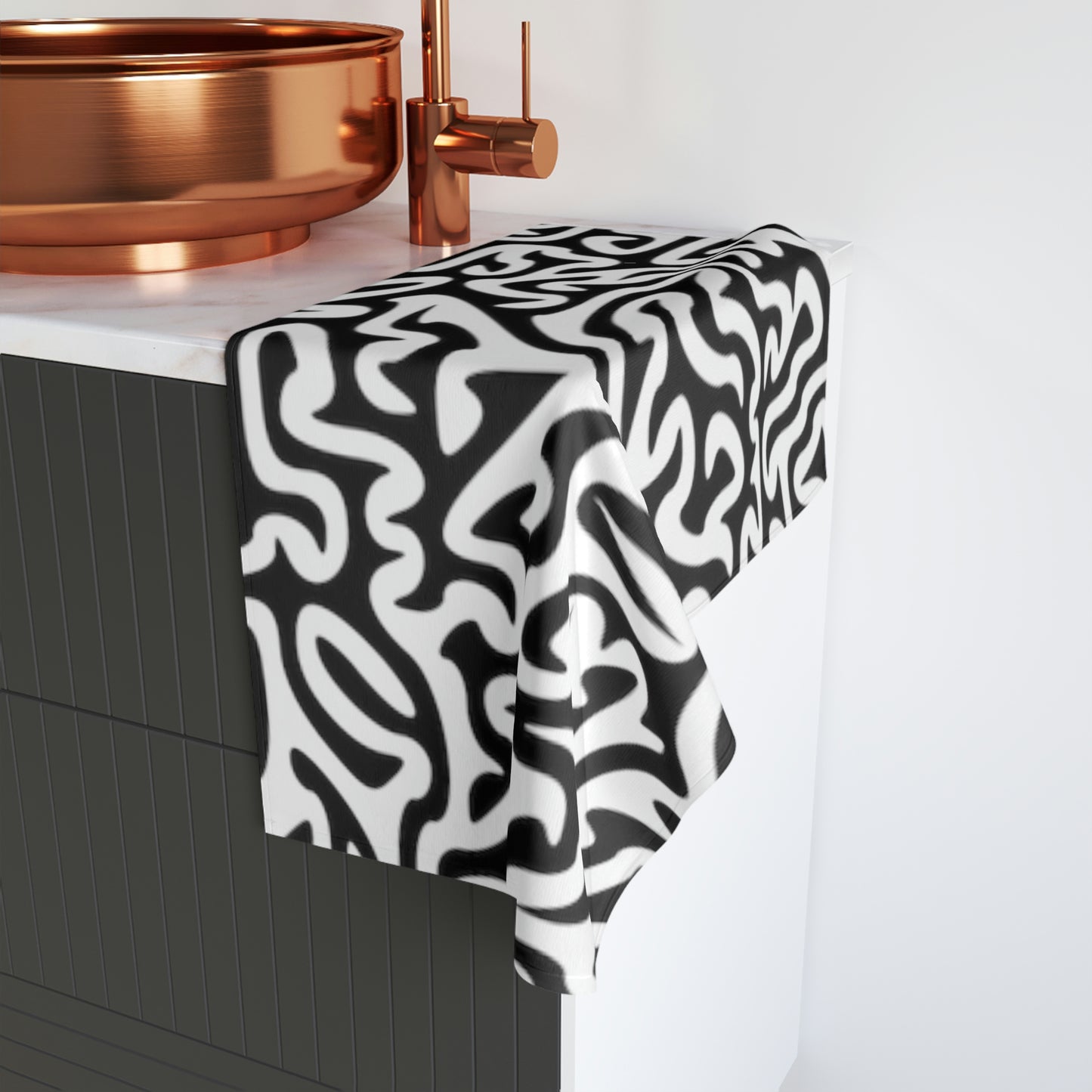 Maze Black White Hand Towel Matching Bath Face Towel Lamp Rug Clock