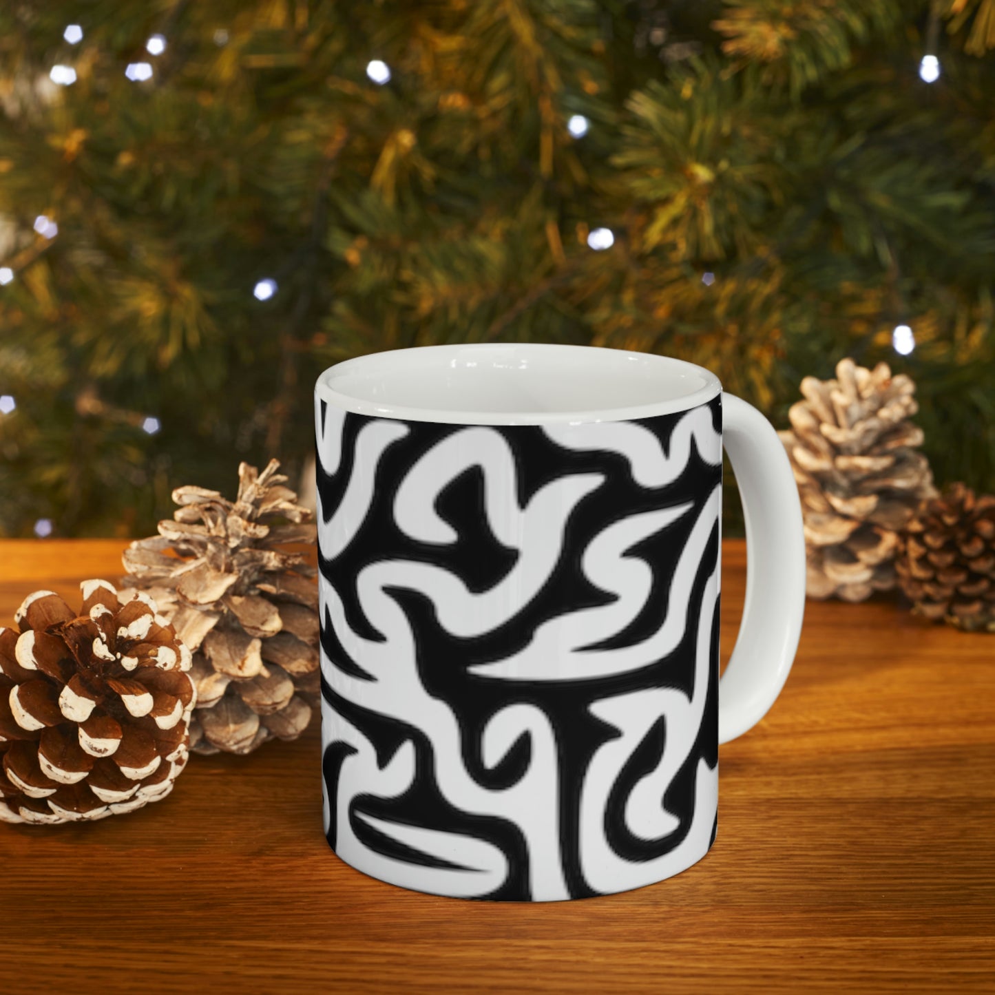 Taza de cerámica con diseño de laberinto en blanco y negro de 11 oz para leche, café, agua, cerveza y jugo