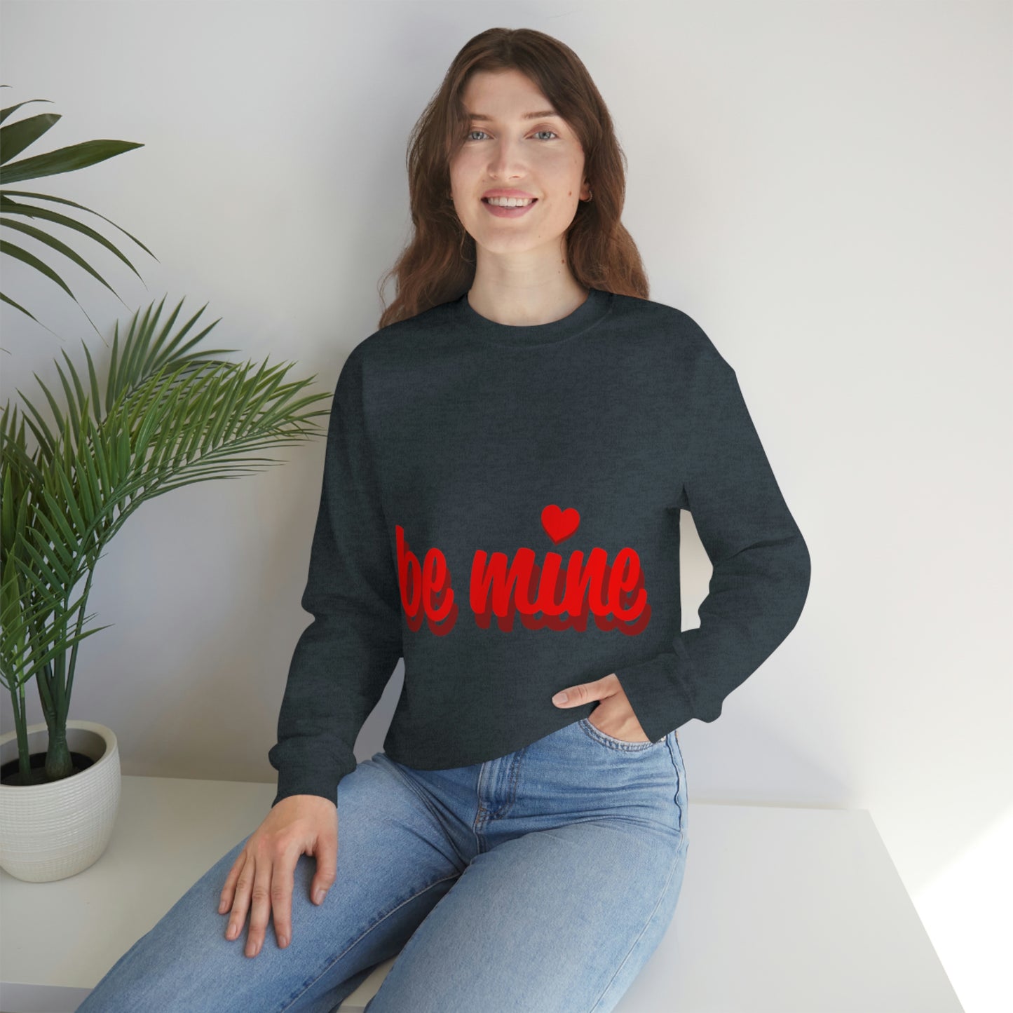 sois à moi en sweat-shirt ras du cou rouge J'ai besoin d'un chéri